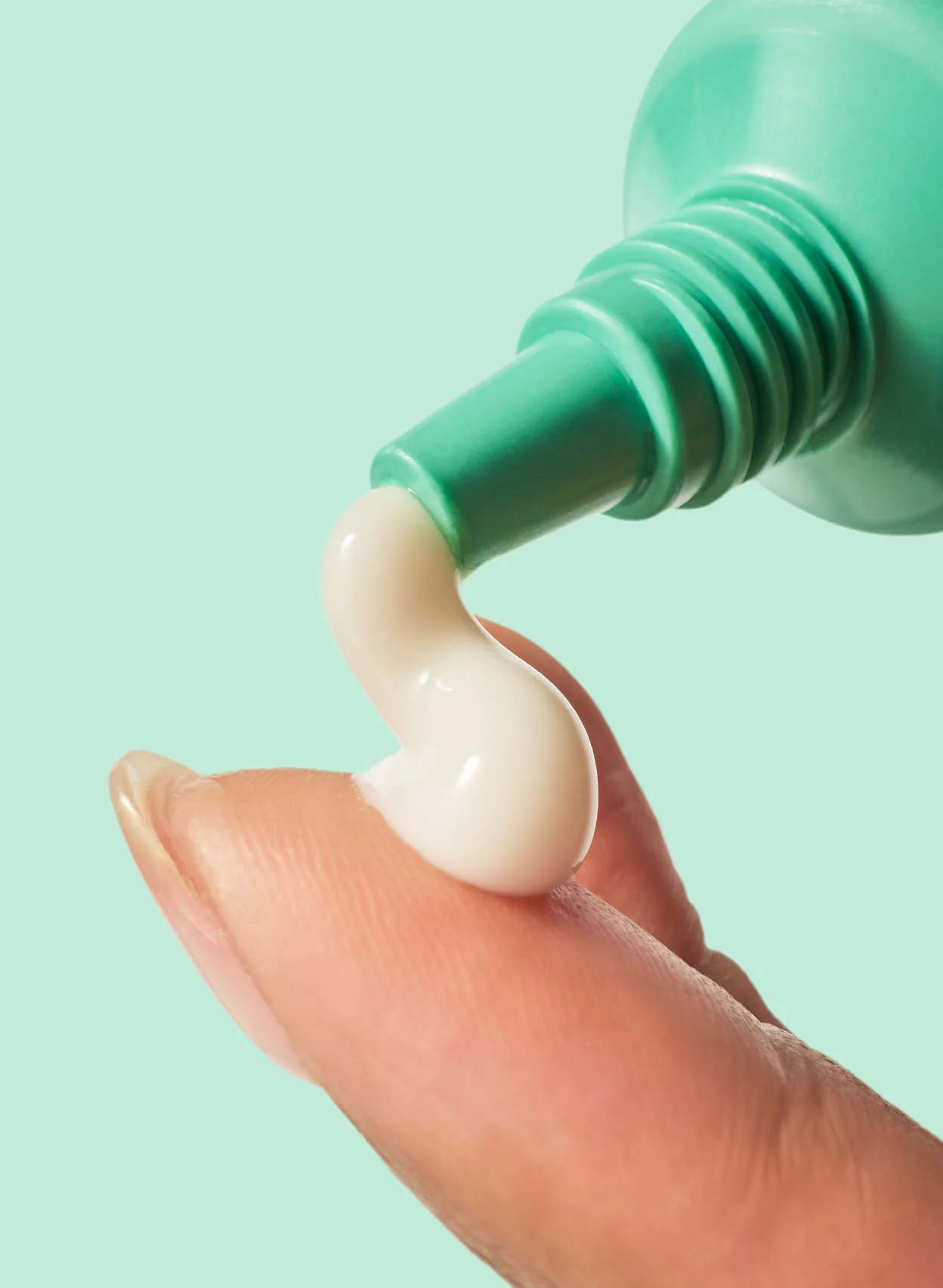 Redness Relief Azelaic Acid Serum - Image 2